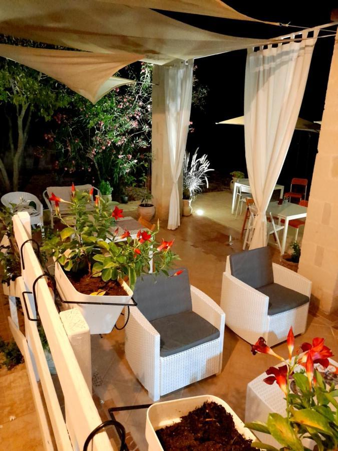 Antico Casale Il Sambuco Bed & Breakfast Manduria Exterior foto