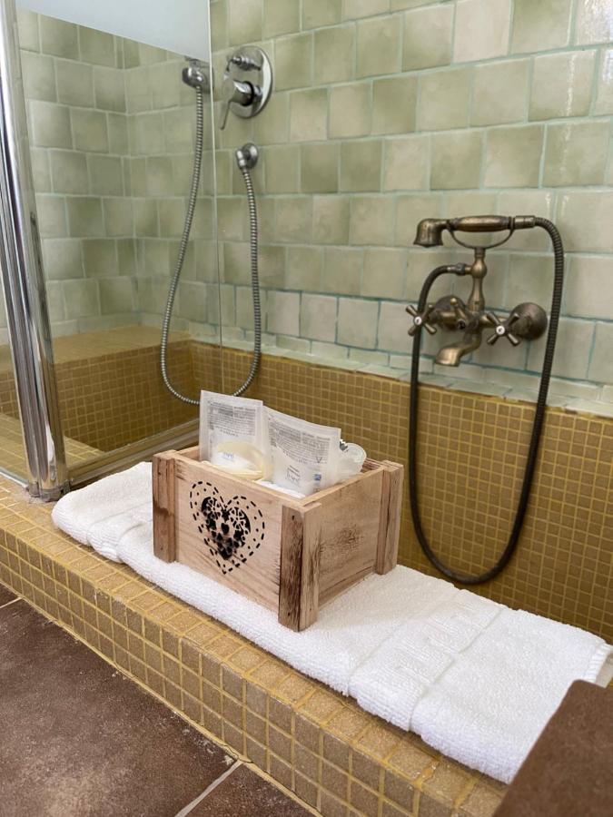 Antico Casale Il Sambuco Bed & Breakfast Manduria Exterior foto
