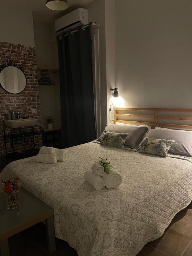 Antico Casale Il Sambuco Bed & Breakfast Manduria Exterior foto